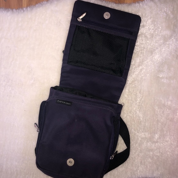 Travelon crossbody - Picture 4 of 7